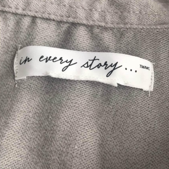 🌶️ 3 for $20 🌶️ - Size 1XL - In Every Story - Very Soft Grey Button Down - Picture 6 of 9